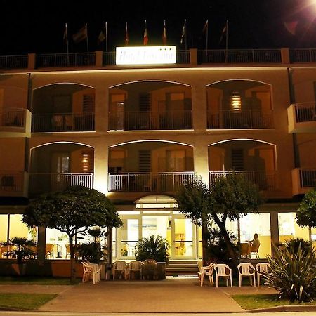 מארוטה Hotel Toscana מראה חיצוני תמונה