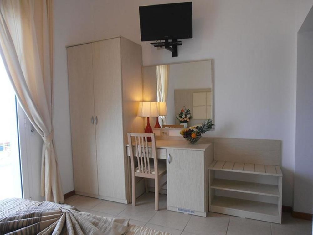 מארוטה Hotel Toscana מראה חיצוני תמונה