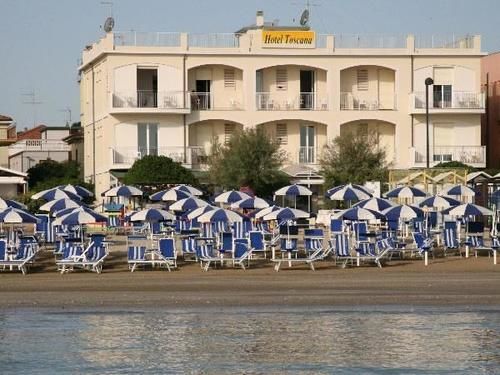 מארוטה Hotel Toscana מראה חיצוני תמונה