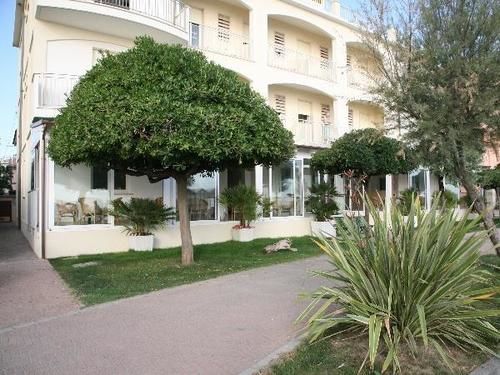 מארוטה Hotel Toscana מראה חיצוני תמונה